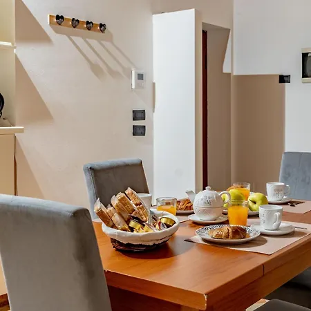-Near Arena & Giuletta- Pet Friendly Mazzini Palace Verona Exterior photo