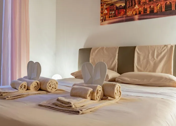 -Near Arena & Giuletta- Pet Friendly Mazzini Palace