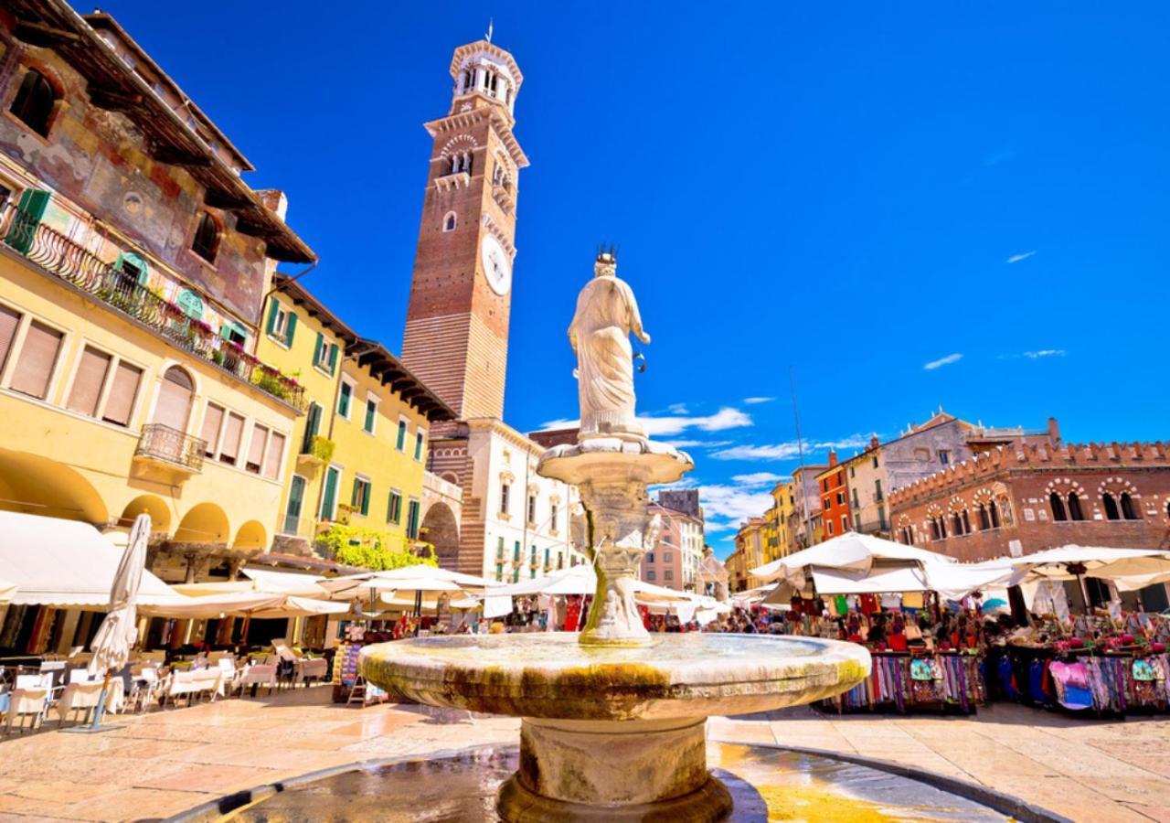 -near Arena & Giuletta- Pet Friendly Mazzini Palace Verona