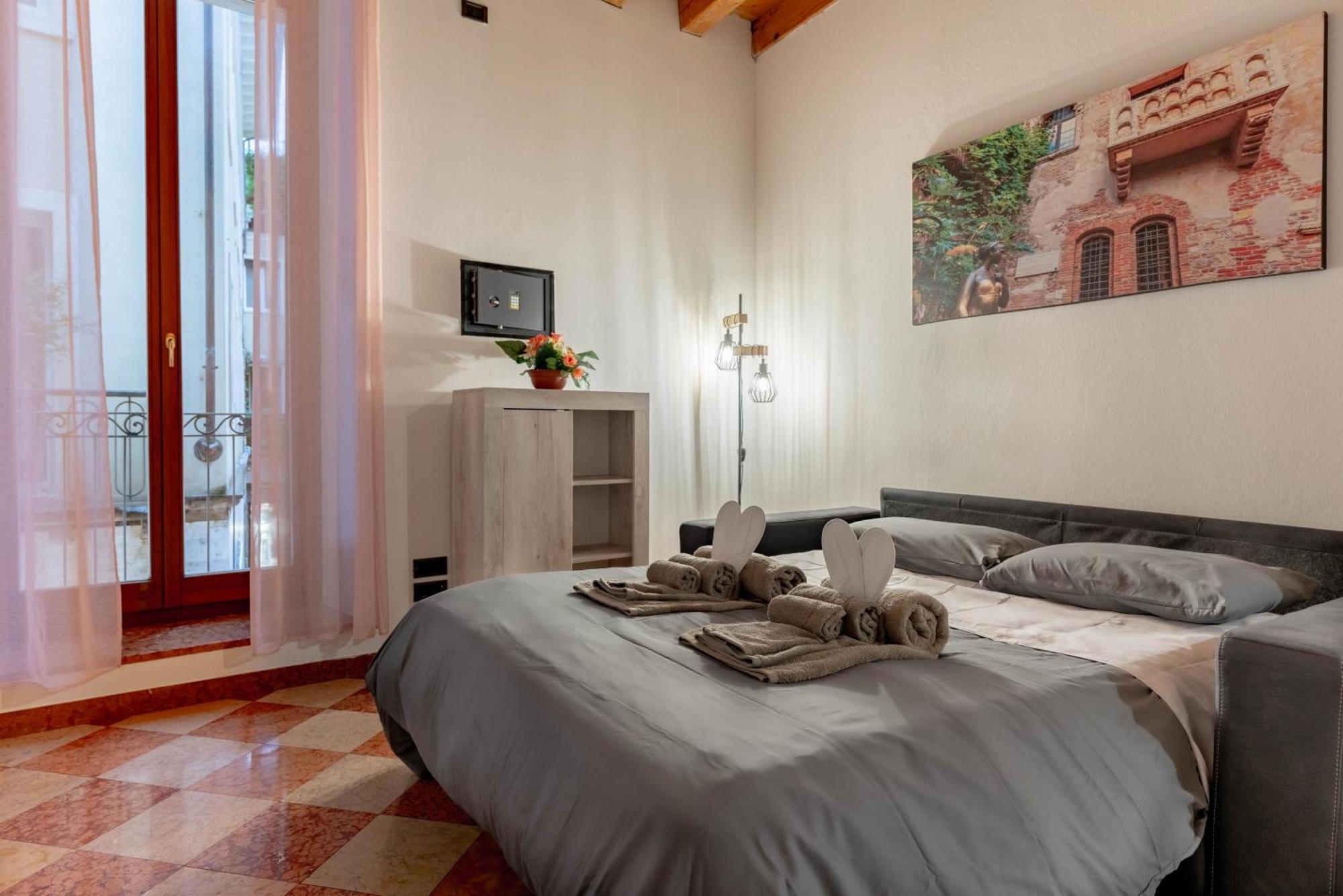 Apartment -near Arena & Giuletta- Pet Friendly Mazzini Palace