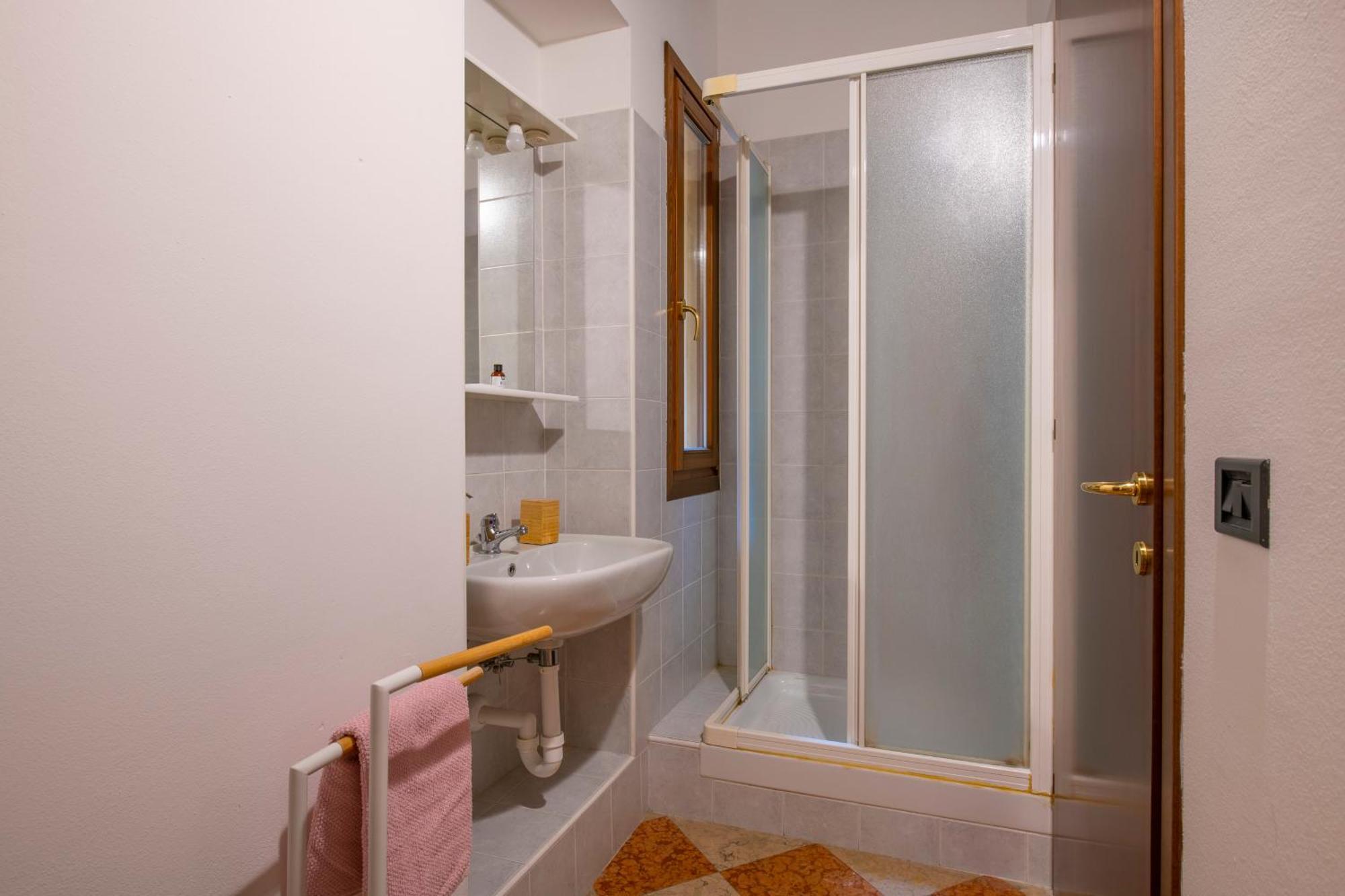 Apartment -near Arena & Giuletta- Pet Friendly Mazzini Palace Verona